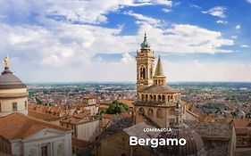 Bergamo Center Suite Mia - Modern & Green + Wifi